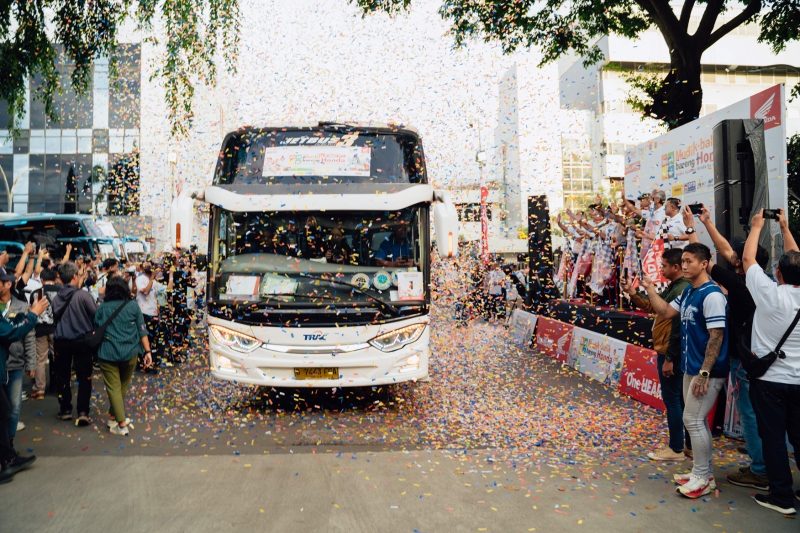 PT Astra Honda Motor (AHM) kembali mengajak masyarakat pengguna sepeda motor Honda untuk mengikuti fasilitas Mudik Balik Bareng Honda (MBBH) demi mendukung keselamatan dan kenyamanan menuju kampung halaman. Pada arus mudik MBBH 2026, AHM siap mengantarkan 2.400 pemudik menggunakan 38 unit bus menuju Yogyakarta, dan 22 unit bus meluncur ke Semarang. AHM juga menyediakan 32 truk untuk 1.200 unit sepeda motor menuju dua kota yang sama.