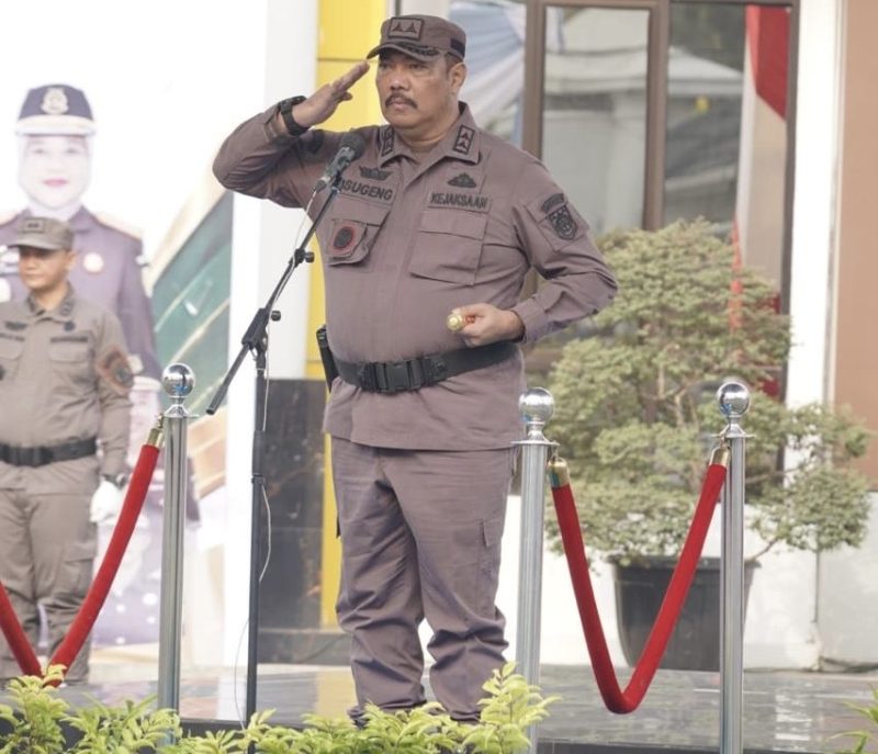 Kajati Jambi Sugeng Hariadi saat memimpin Upacara Harlah Kejaksaan Republik Indonesia ke 81 di Kejati Jambi, (02 September 2026)